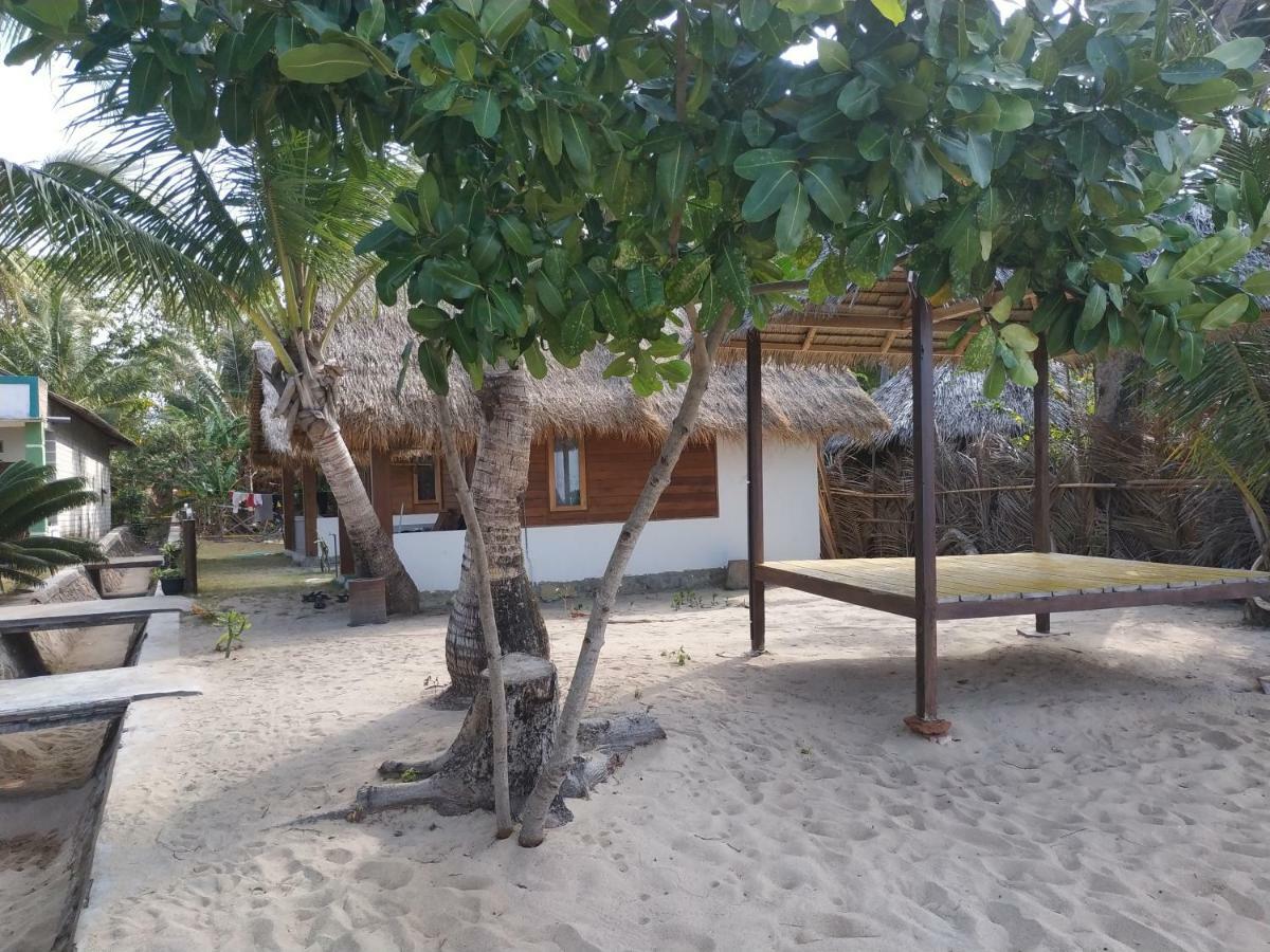 Bungalow Karimunjawa Esterno foto